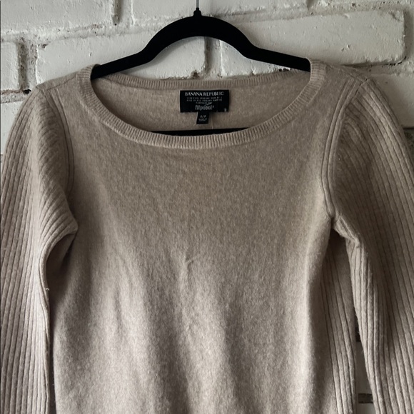 Banana Republic Women's Beige Crew Neck Sweater FILPUCCI - Picture 2 of 9